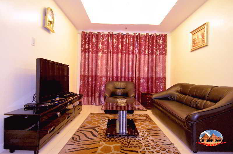 Jmm Apartment Suites Manila Esterno foto