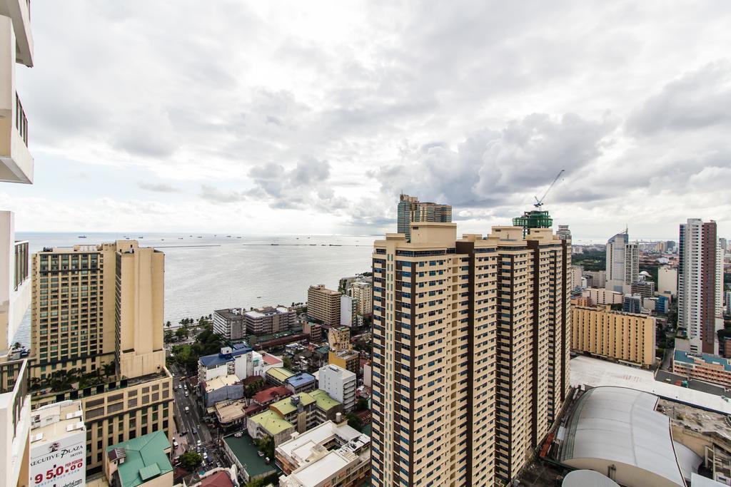 Jmm Apartment Suites Manila Esterno foto