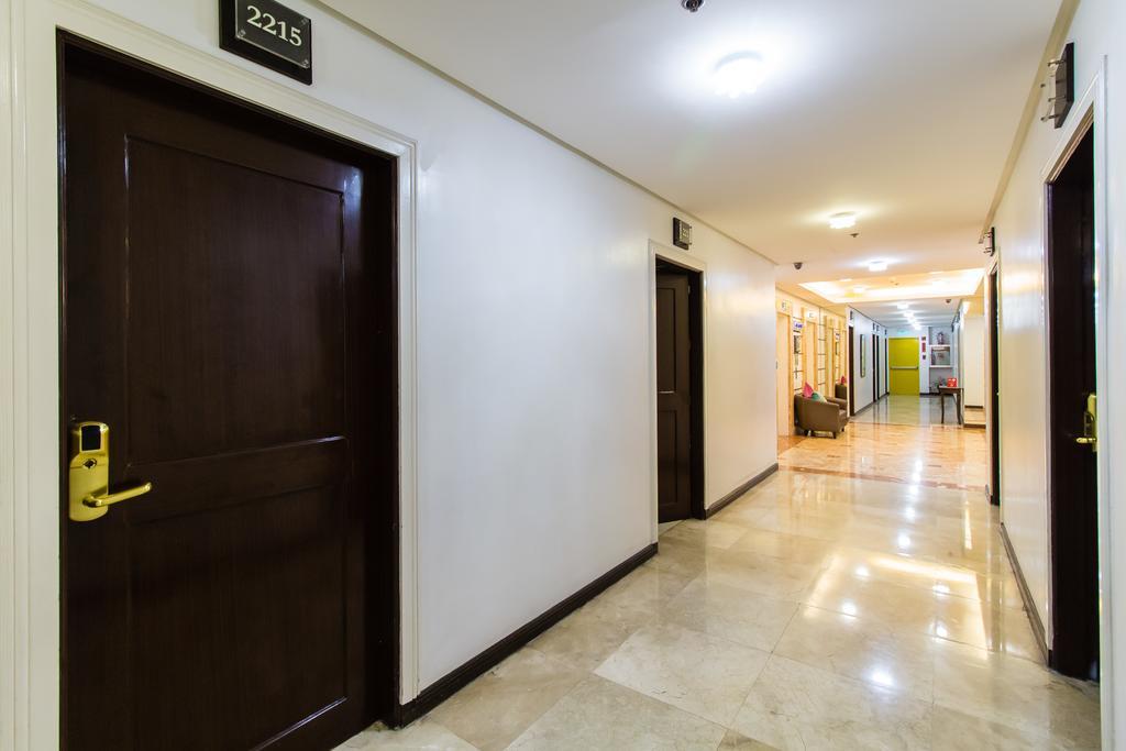 Jmm Apartment Suites Manila Esterno foto