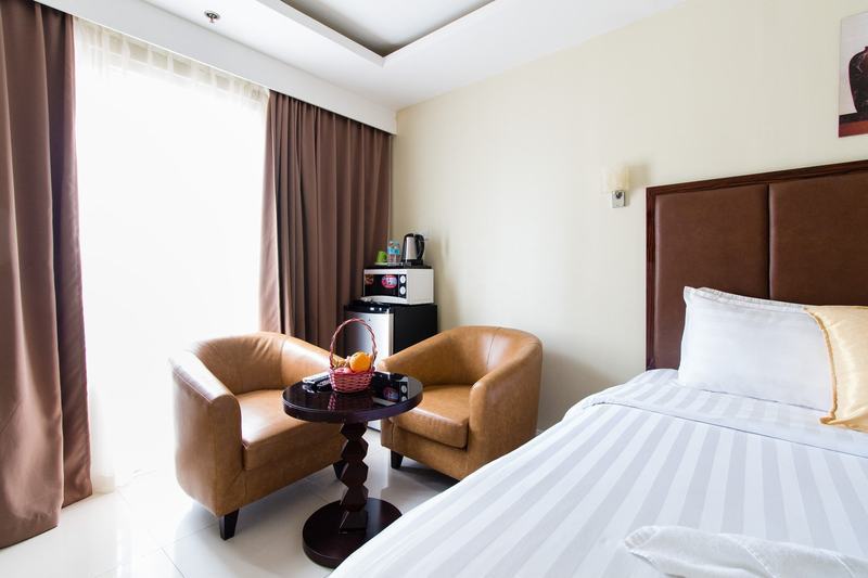 Jmm Apartment Suites Manila Esterno foto