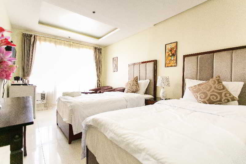 Jmm Apartment Suites Manila Esterno foto